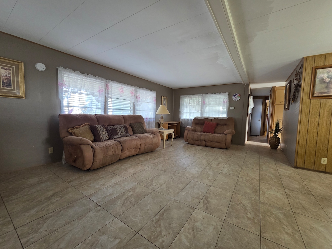 LSL Lakeshore Landings