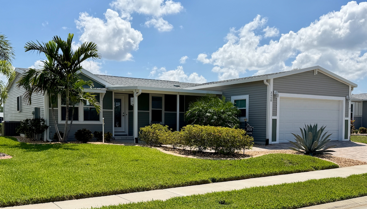 RSC Riverside Club Golf & Marina Community