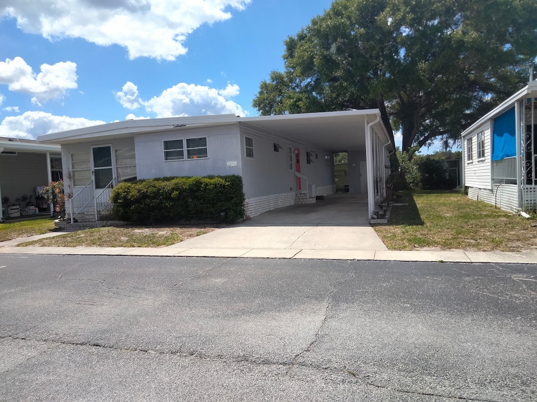 LSV Lakeshore Villas