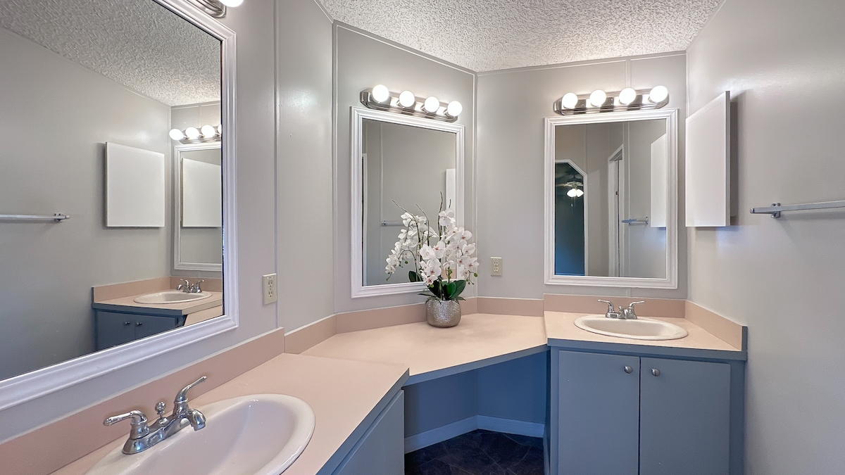 WAT Water Oak Country Club Estates