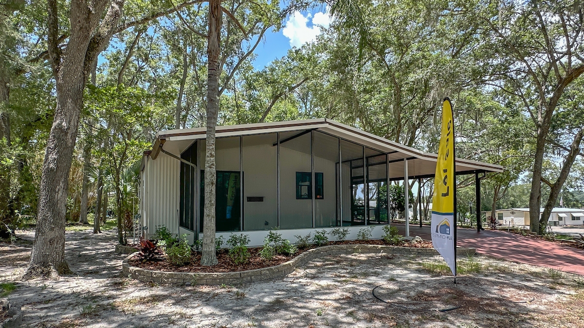 WAT Water Oak Country Club Estates