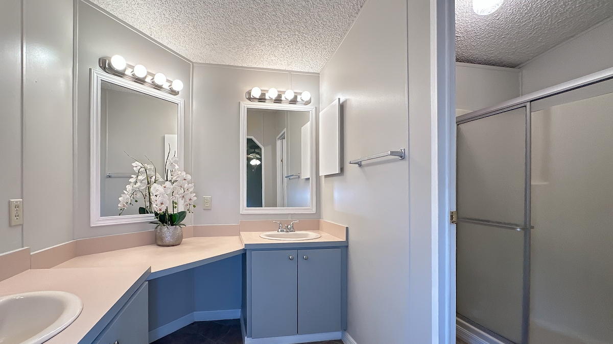 WAT Water Oak Country Club Estates