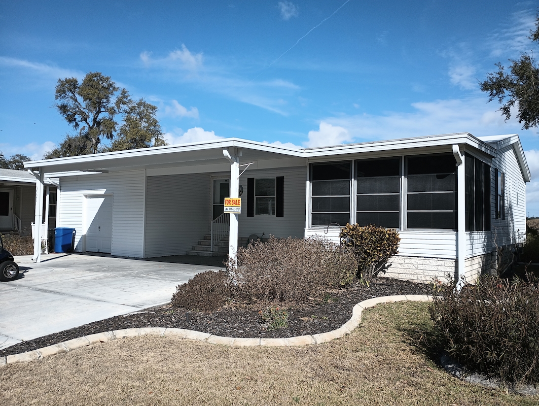 SPS Southport Springs Golf & Country Club