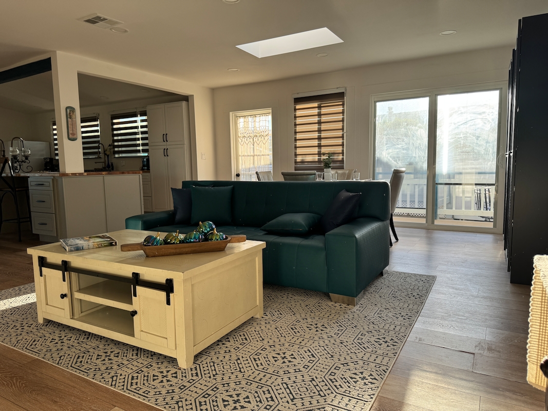 PVS Palos Verdes Shores MH & Golf Community