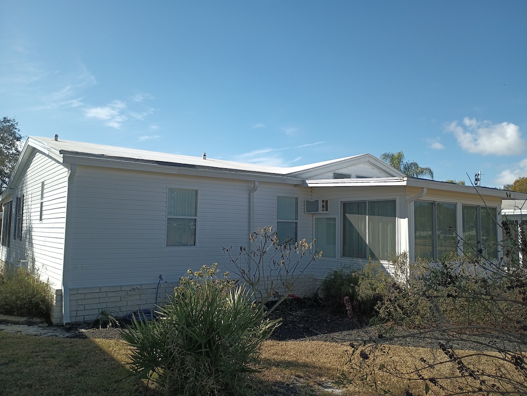 SPS Southport Springs Golf & Country Club