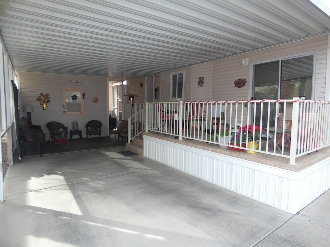 PCK Palm Creek Resort & Residences