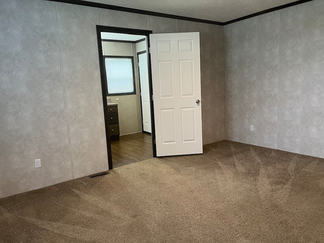 BRO Brookside Manor