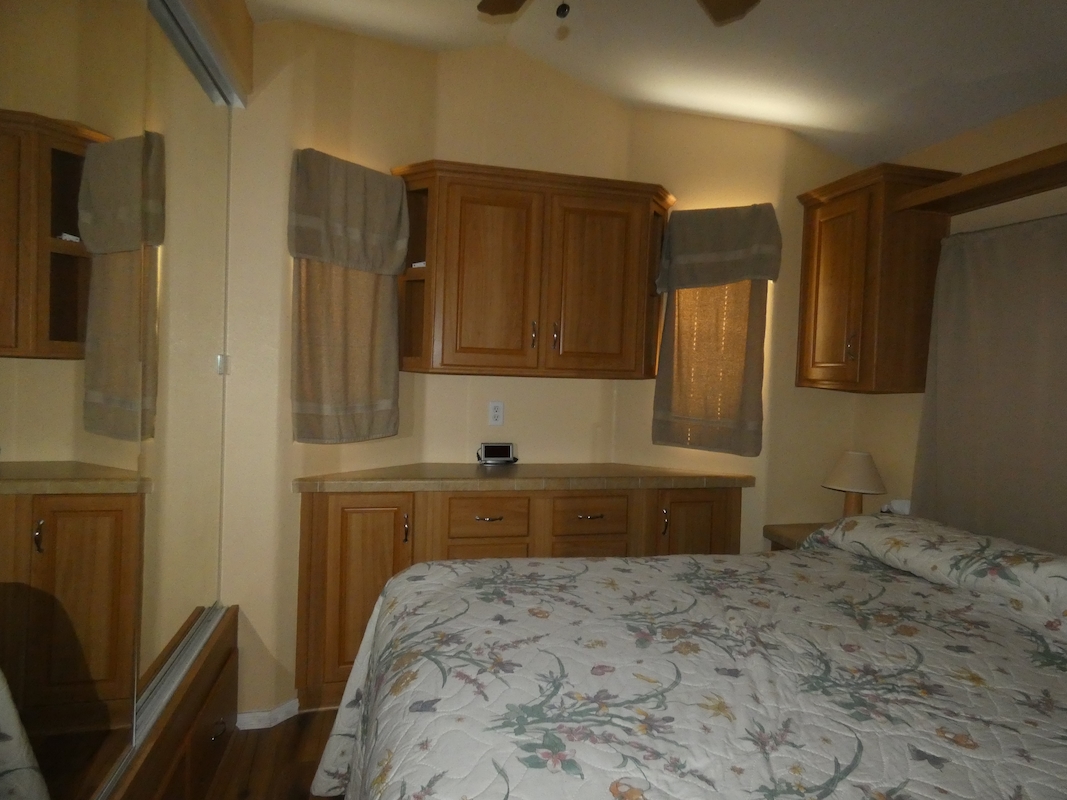 PCK Palm Creek Resort & Residences