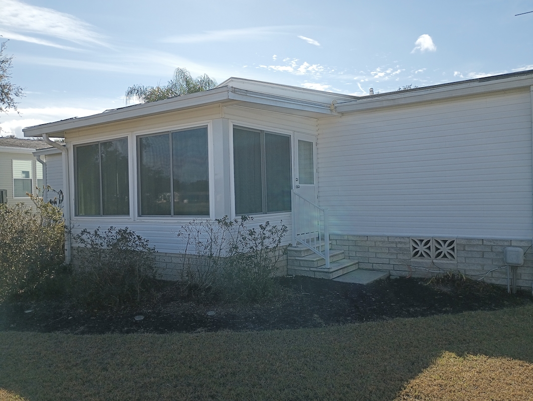 SPS Southport Springs Golf & Country Club