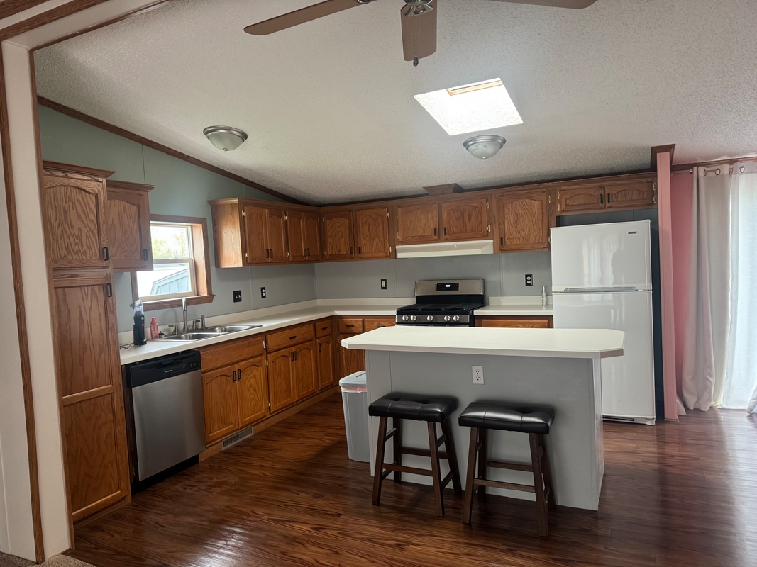 CMV Country Meadows Village