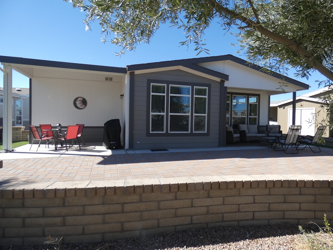 PCK Palm Creek Resort & Residences