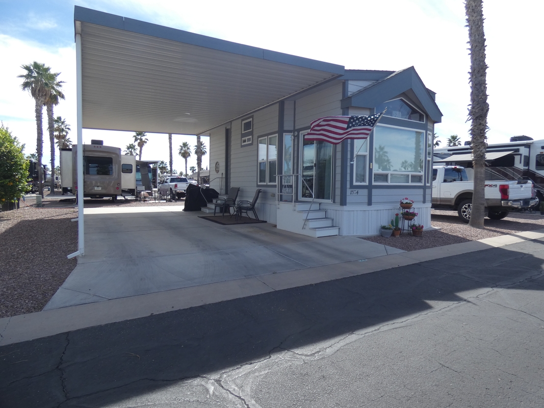 PCK Palm Creek Resort & Residences