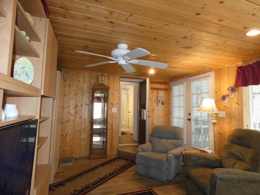 PCK Palm Creek Resort & Residences