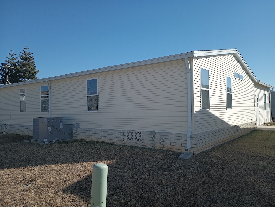 SPS Southport Springs Golf & Country Club