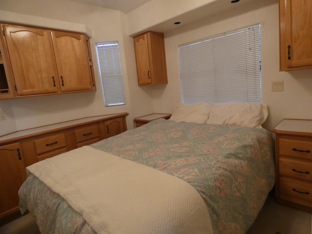 PCK Palm Creek Resort & Residences