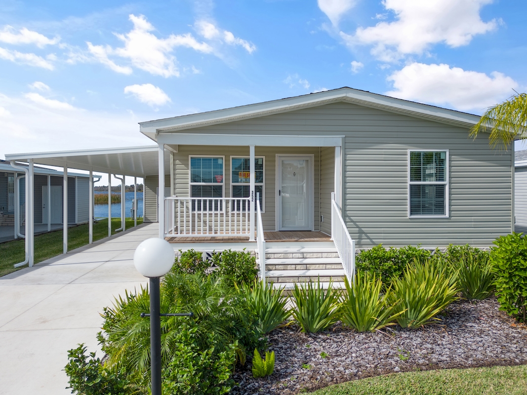 PTL The Landings at Lake Henry