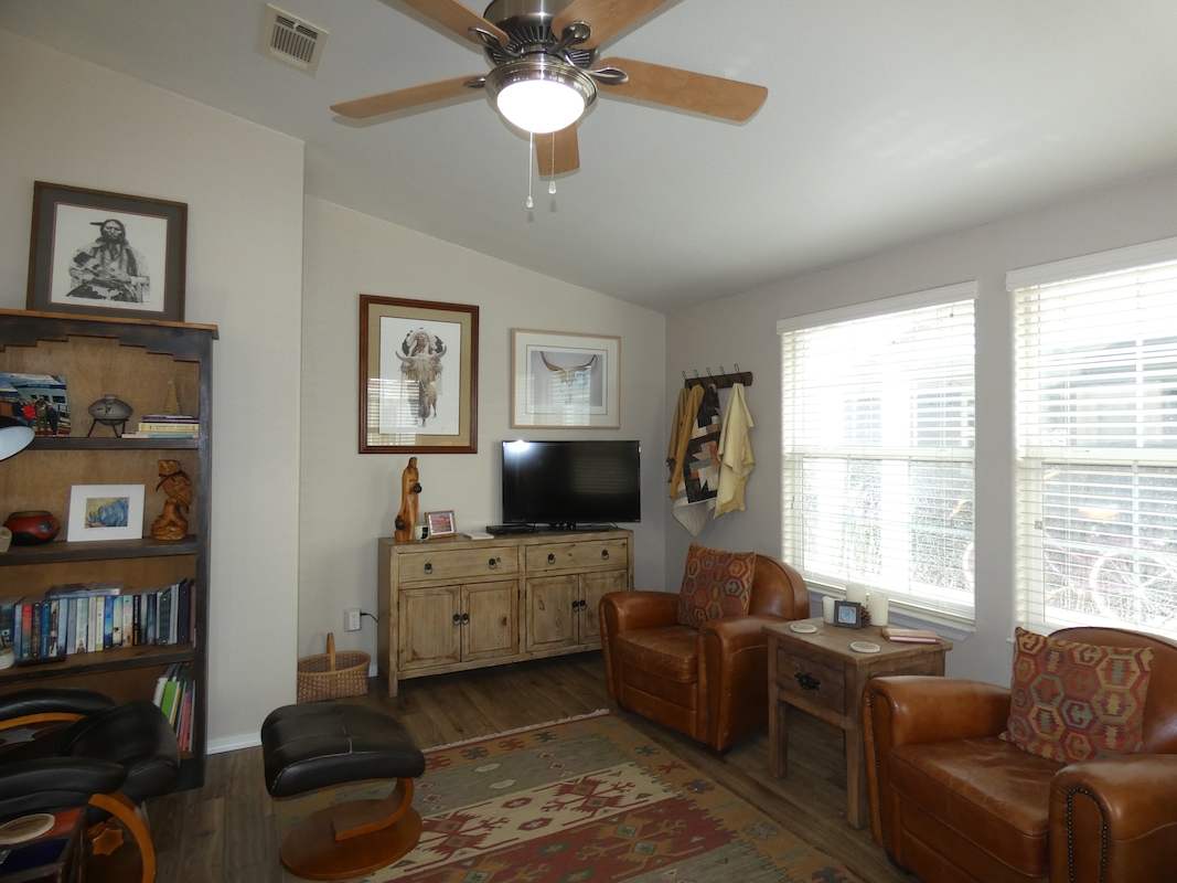 PCK Palm Creek Resort & Residences