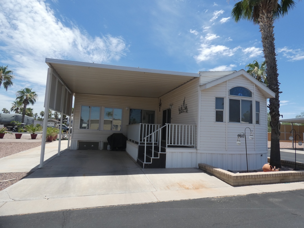 PCK Palm Creek Resort & Residences