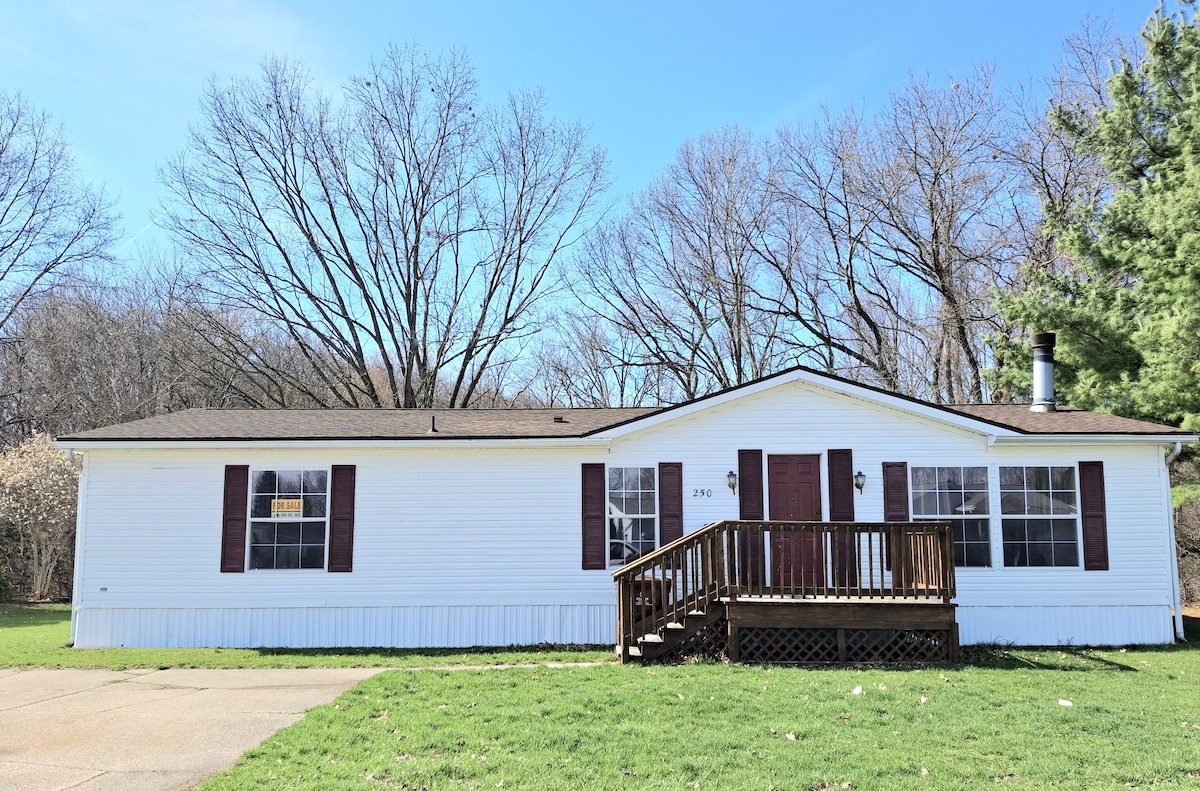 HIC Hickory Hills Village