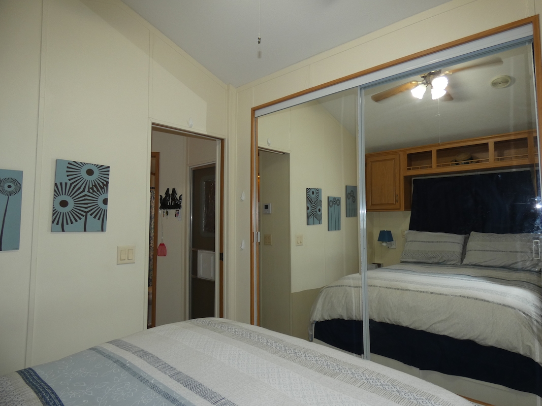 PCK Palm Creek Resort & Residences