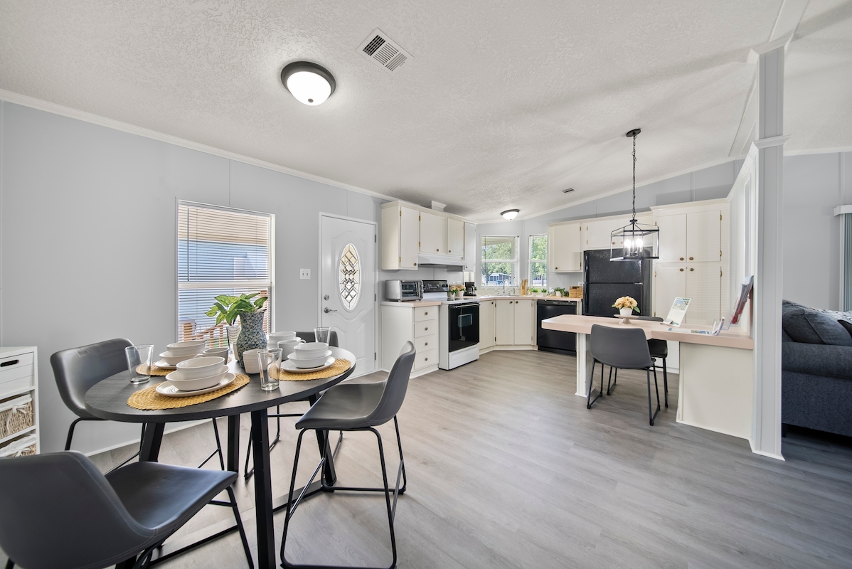 RPV Royal Palm Village
