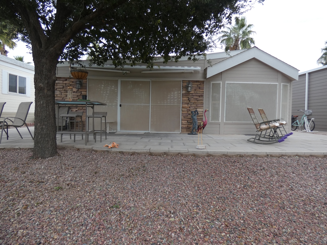 PCK Palm Creek Resort & Residences