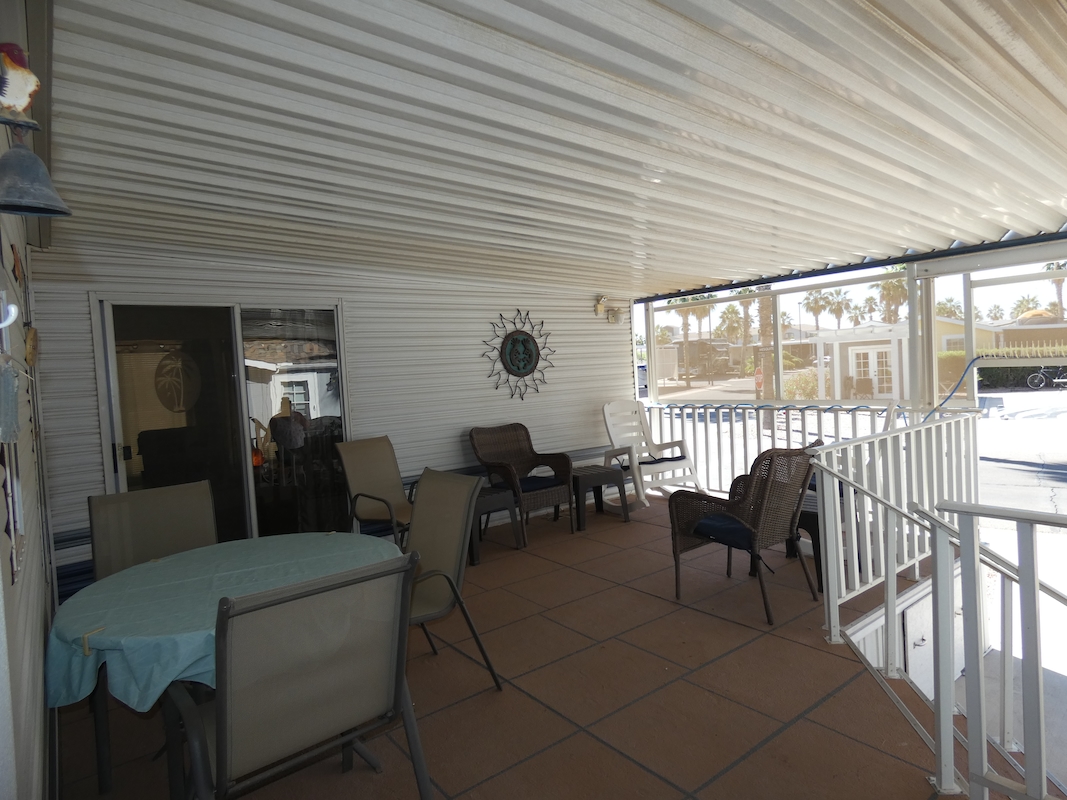 PCK Palm Creek Resort & Residences