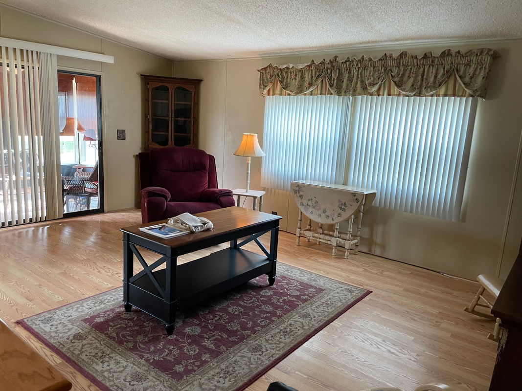 Home Sales SLE Sunlake Estates