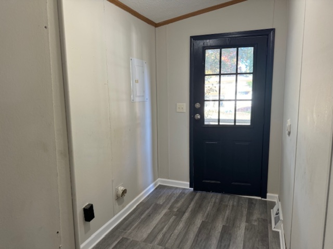 HLL Hawaiian Gardens/Holly Village