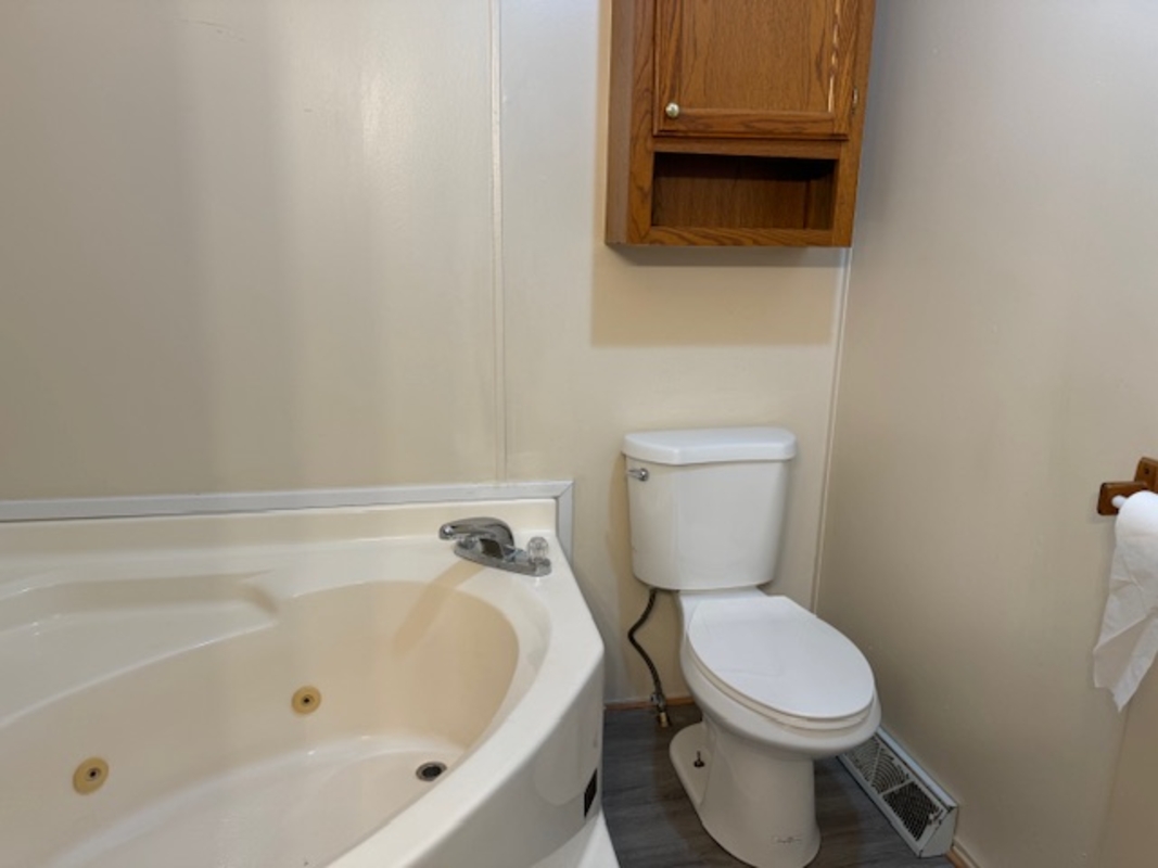 HLL Hawaiian Gardens/Holly Village