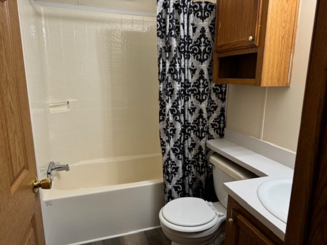 HLL Hawaiian Gardens/Holly Village