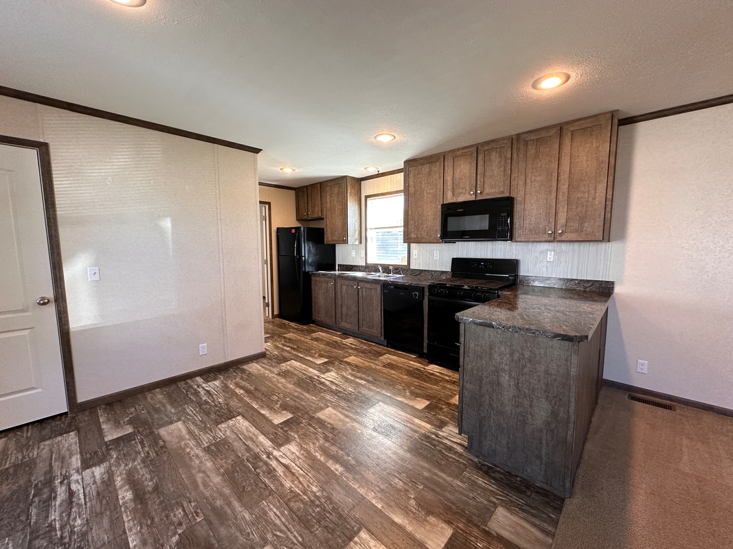 Home Sales CAM Camelot Villa 46270 Tory , Michigan