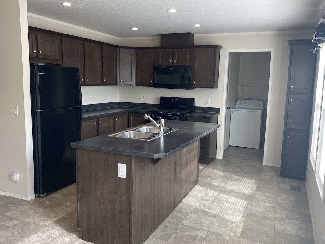 FIS Fisherman's Cove