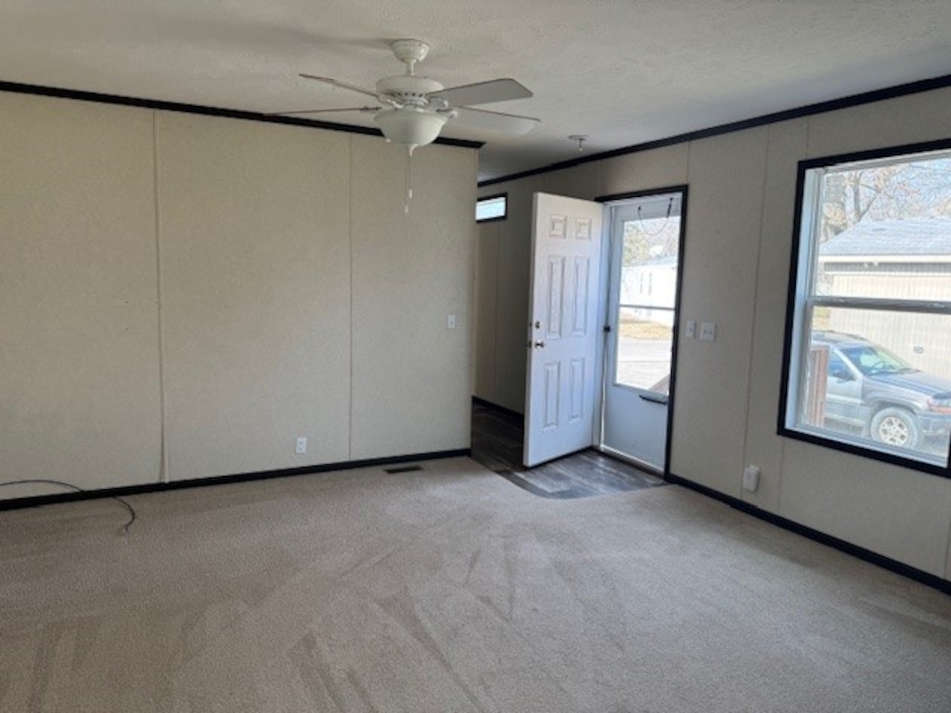 HLL Hawaiian Gardens/Holly Village