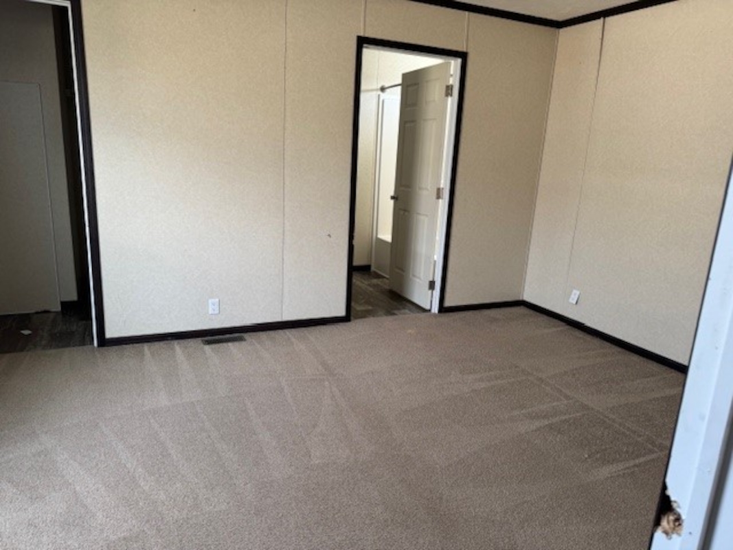HLL Hawaiian Gardens/Holly Village