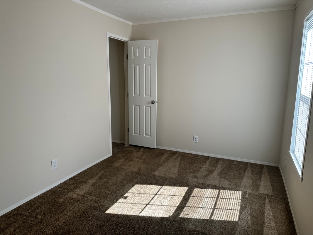 HLL Hawaiian Gardens/Holly Village