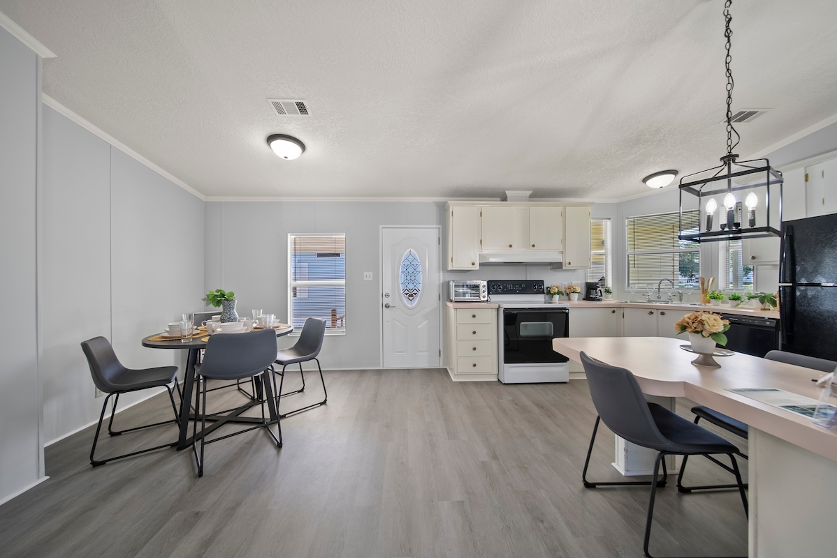RPV Royal Palm Village