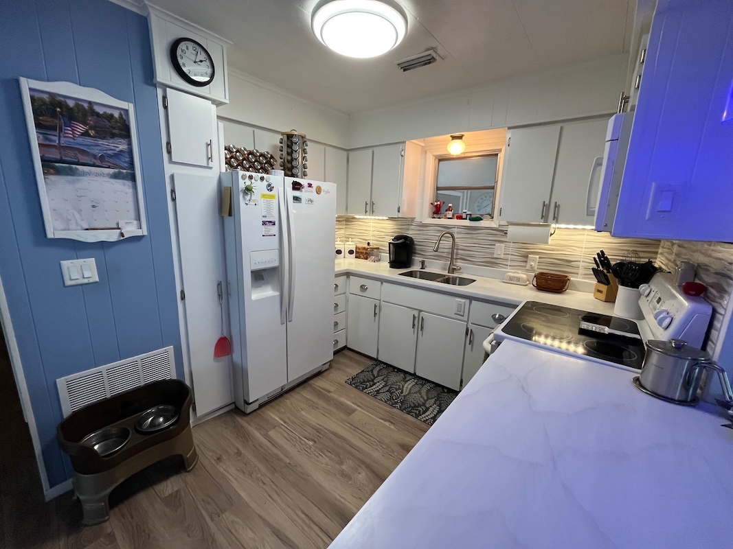 SAR Saralake Estates