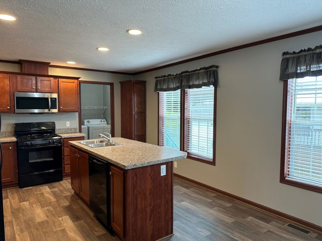 NVL Northville Crossing