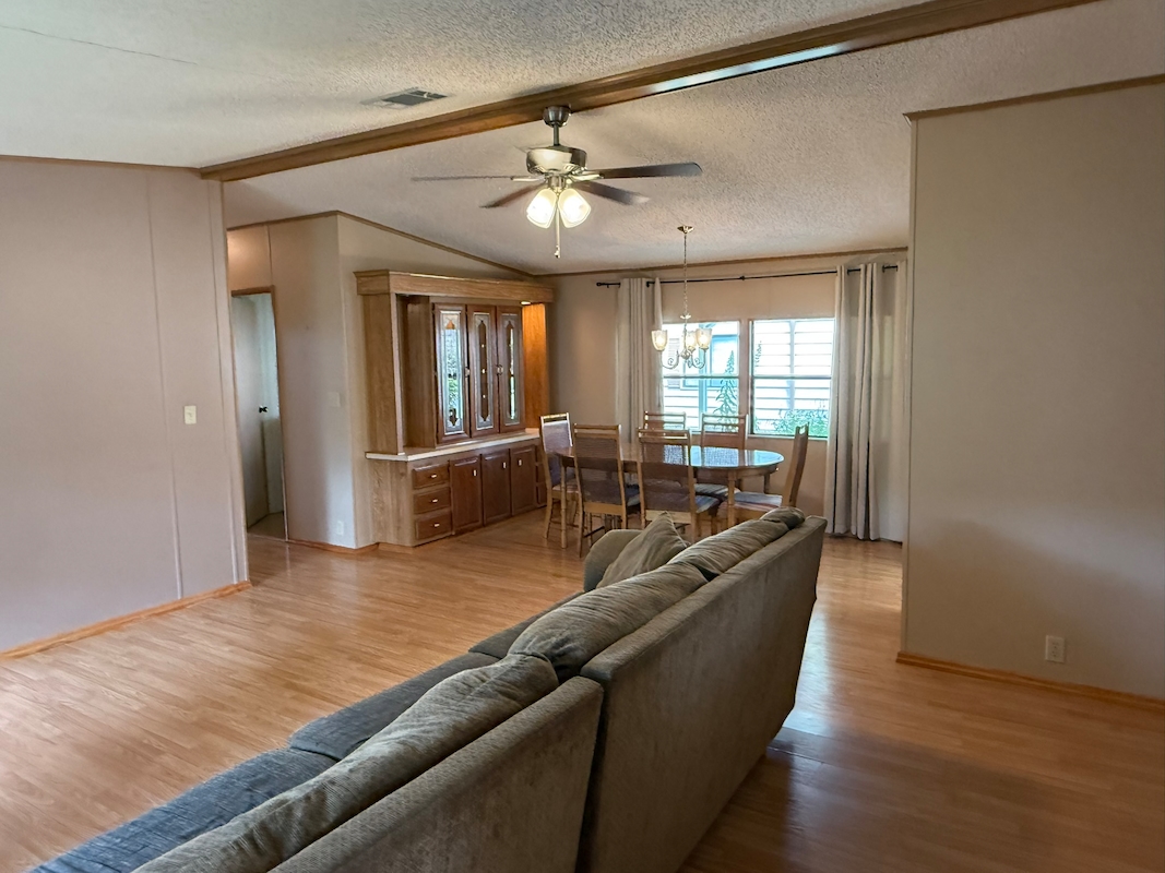 LCV La Costa Village