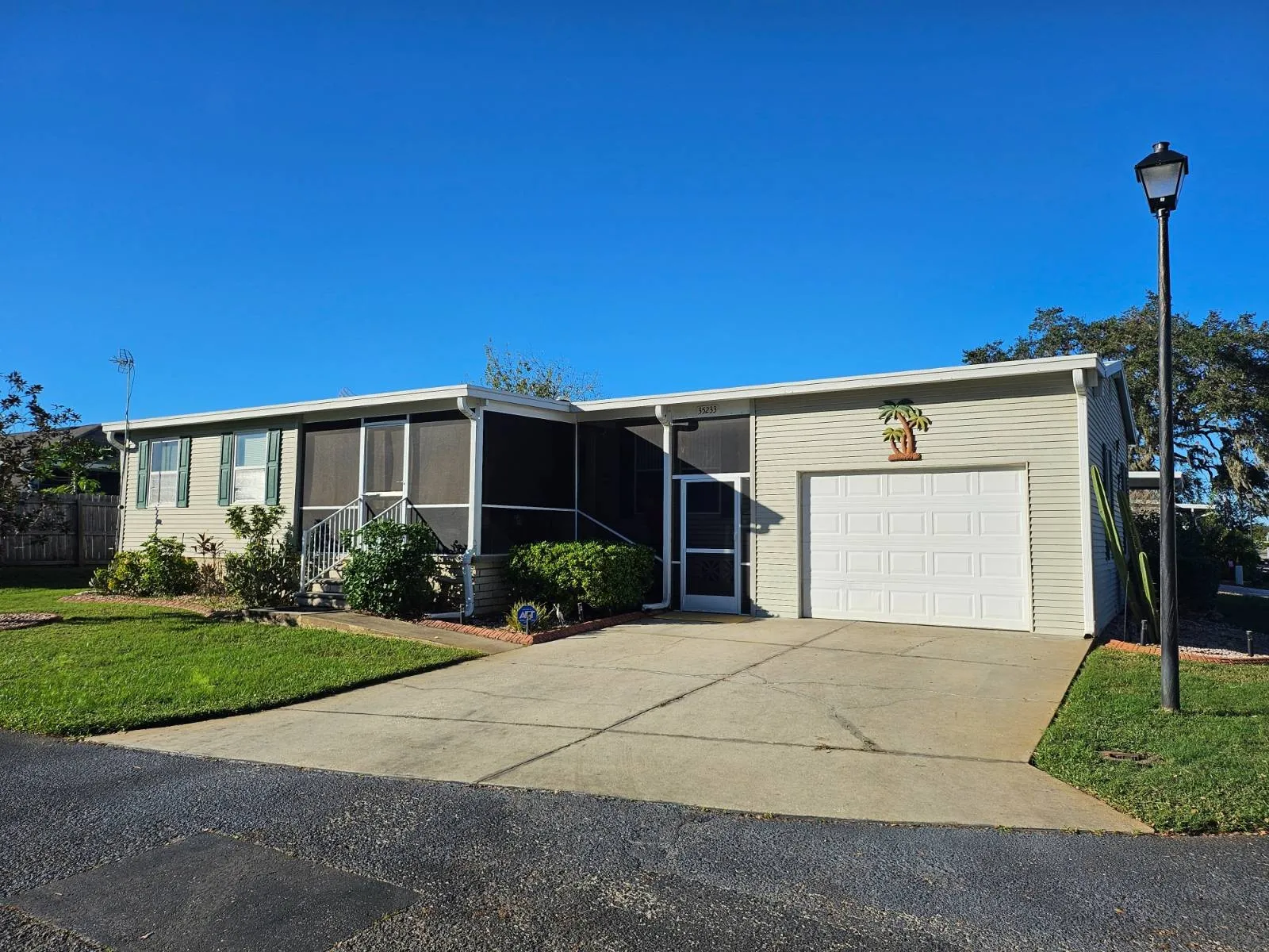 SPS Southport Springs Golf & Country Club