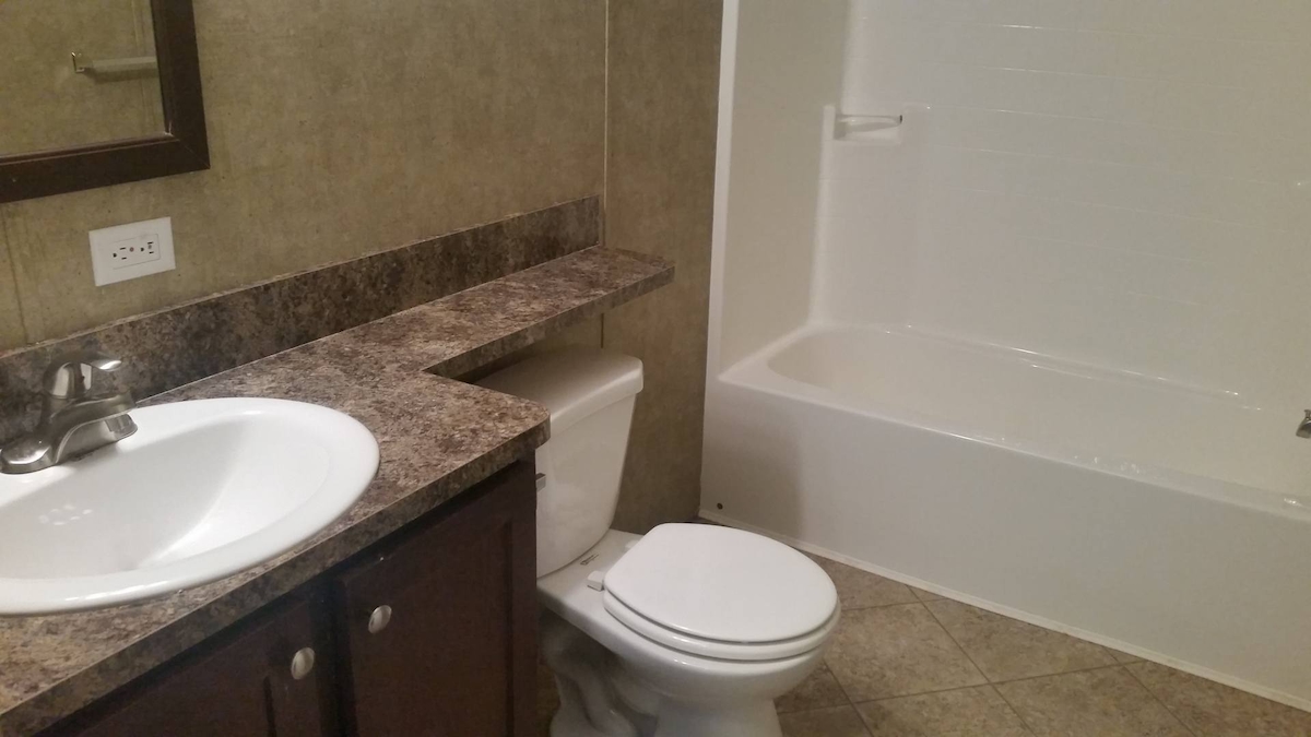 FIS Fisherman's Cove