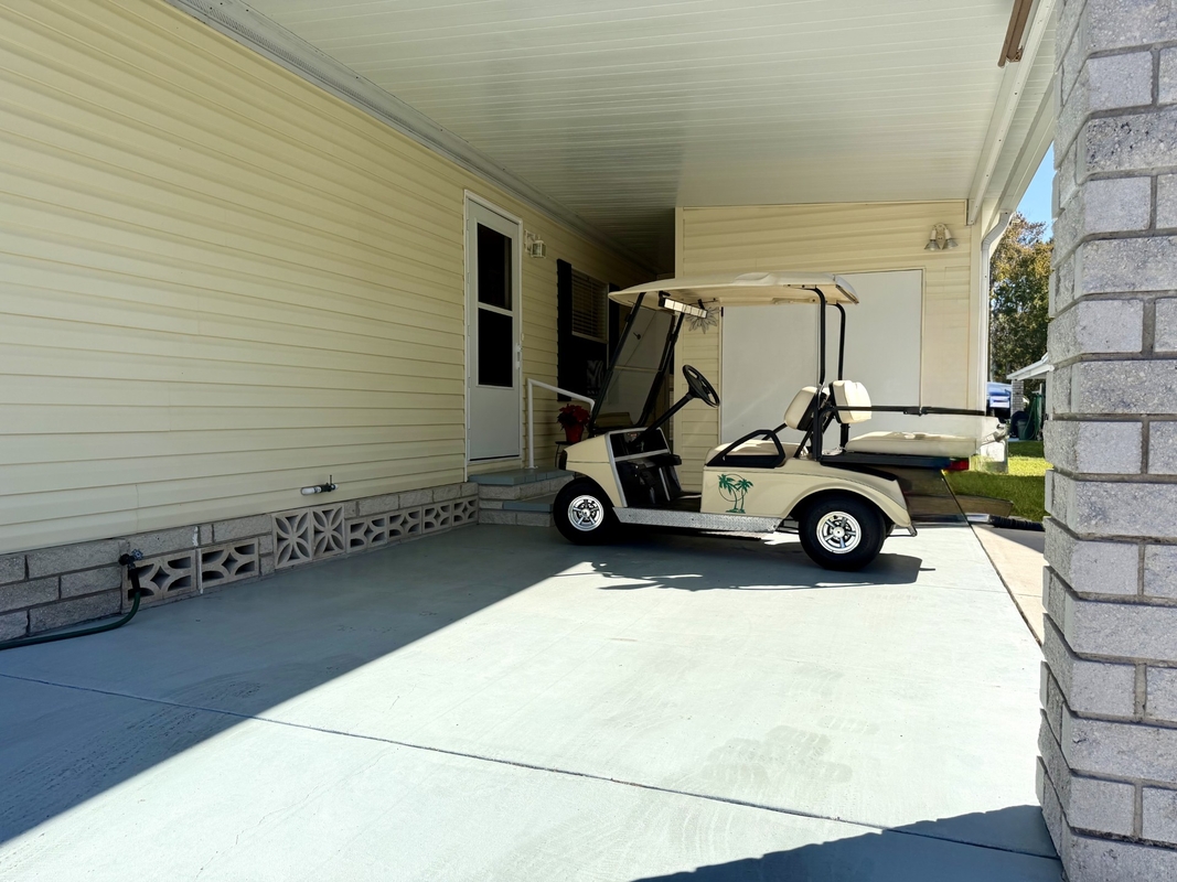 HAT The Hamptons Golf & Country Club