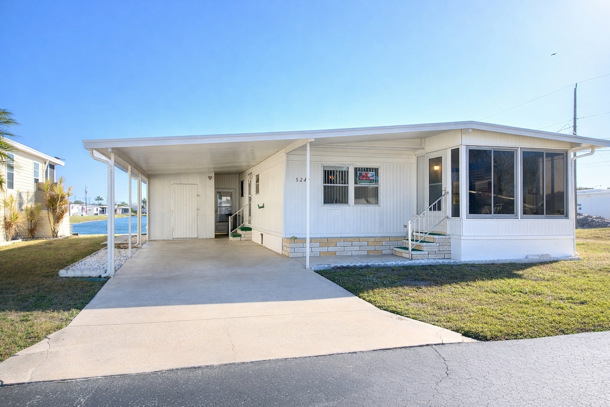 VDL Vista del Lago MH & RV Resort