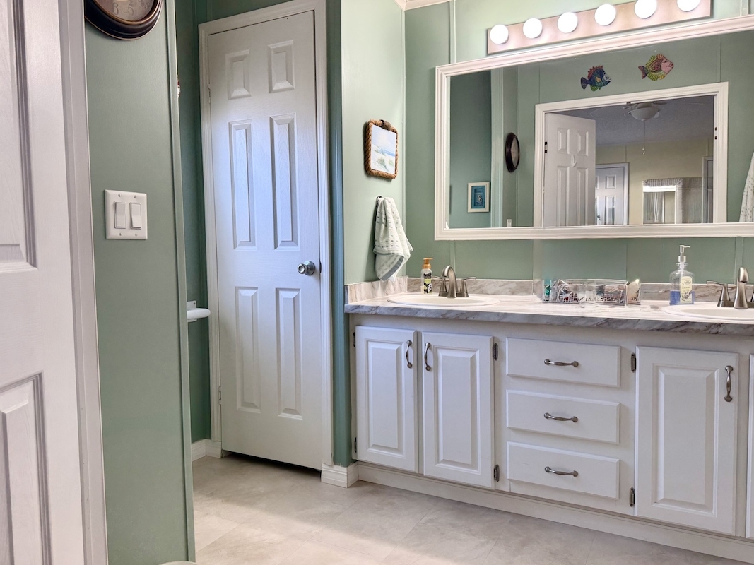 HAT The Hamptons Golf & Country Club