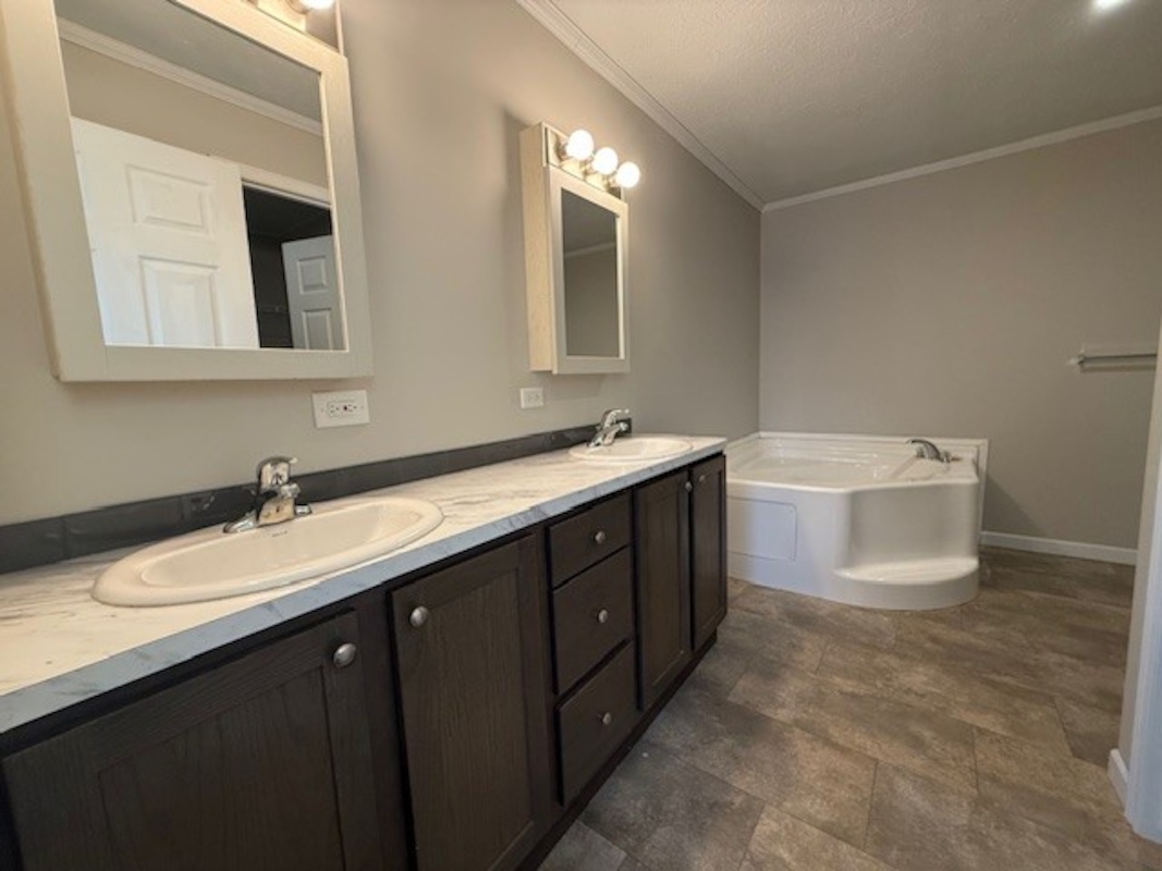 CAR Carrington Pointe