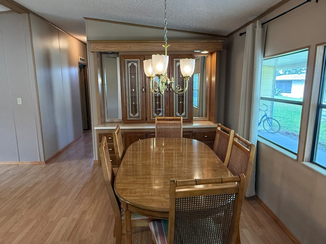 LCV La Costa Village