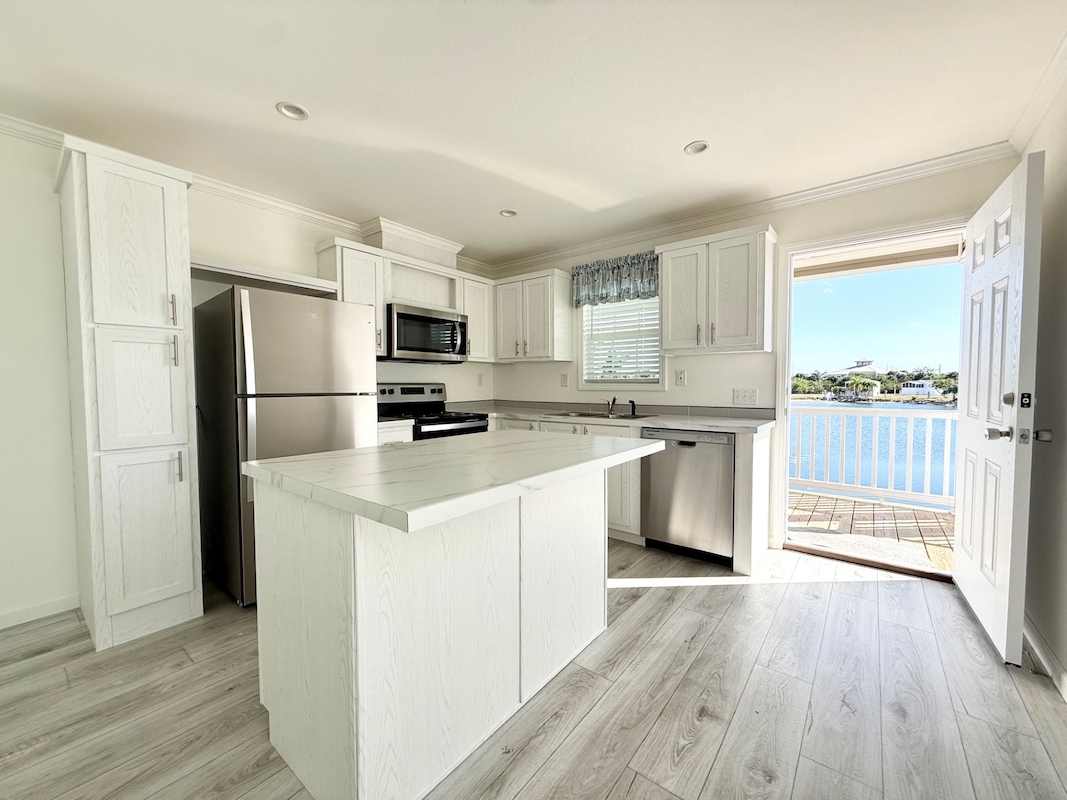 IND Sun Resorts & Residences Fort Myers Beach