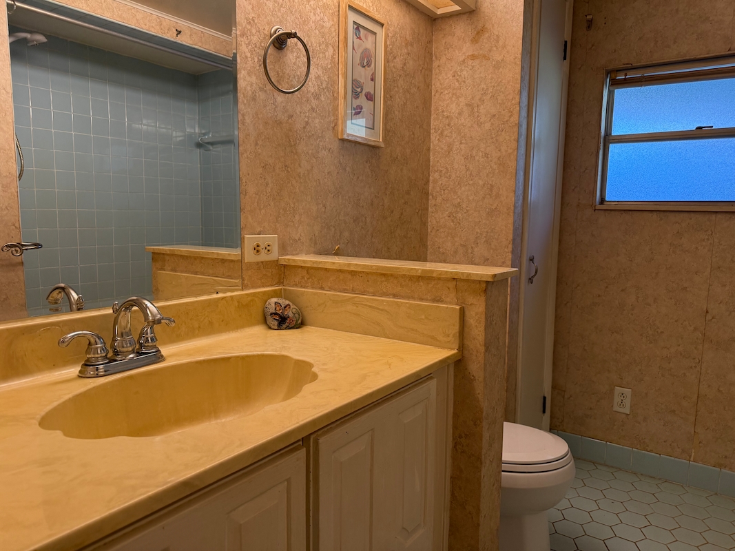 CAD Candlelight Manor