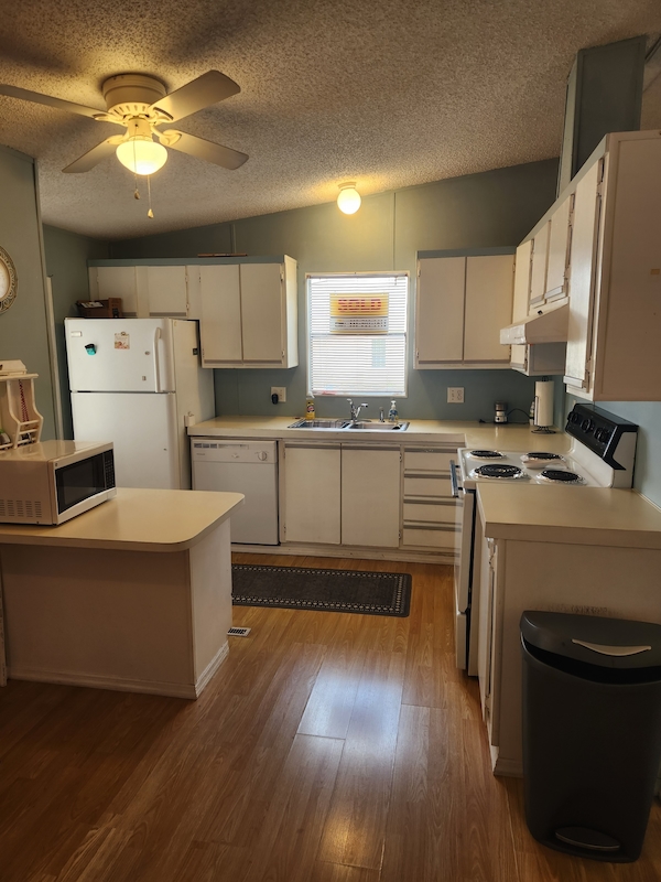 LAK Lake Juliana Landings